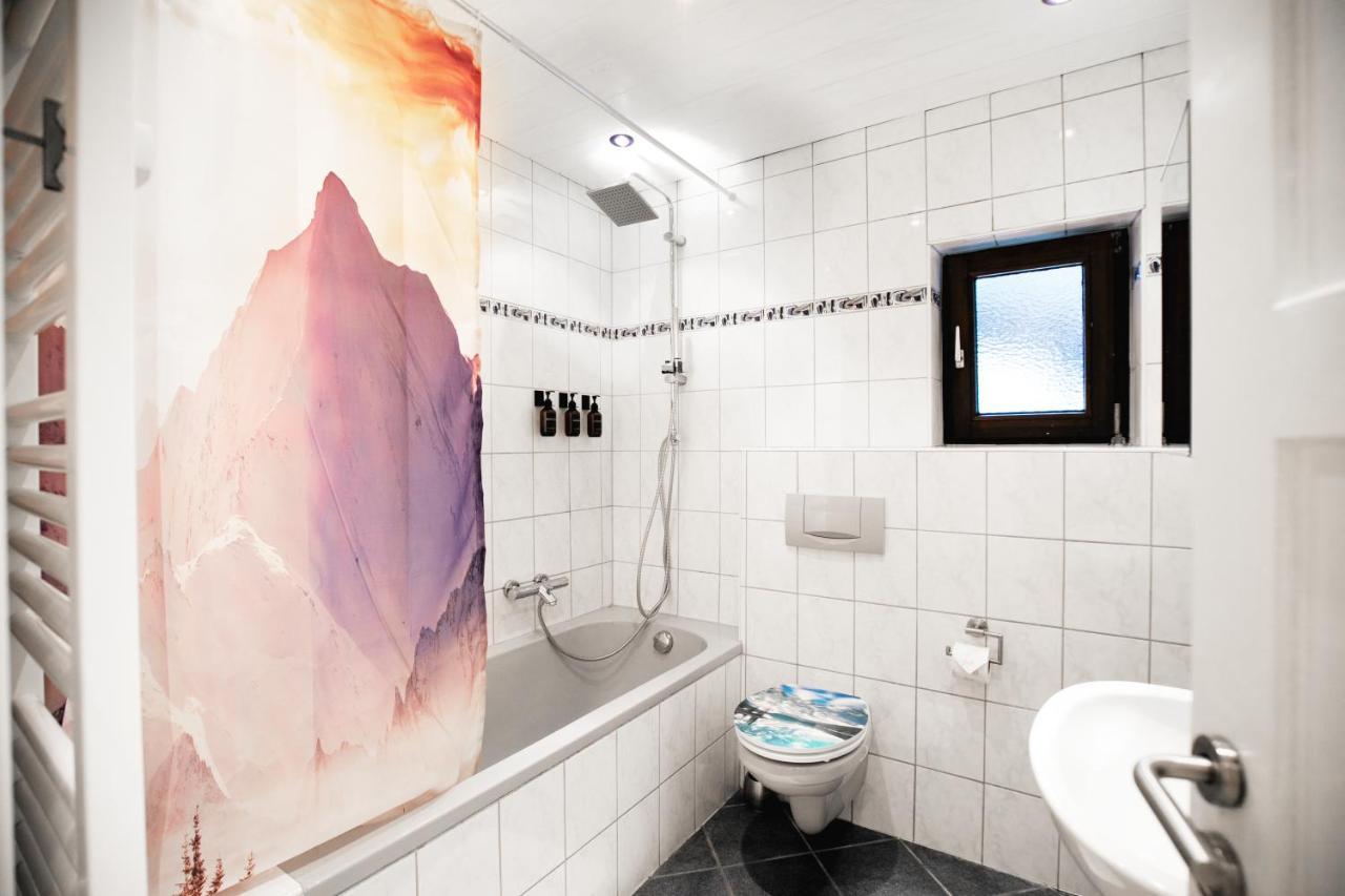 Alpina Haus Apartment Oberammergau Bagian luar foto